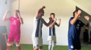 Versus / Al ritmo de cumbia: El divertido baile de Ramón Sosa con la nueva camiseta de Talleres