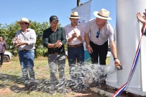 Habilitan servicios de agua potable en San Pedro del Paraná