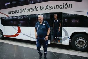 La Albirroja Sub 23 emprendió el viaje a Venezuela para disputar el Preolímpico