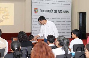 Gran interés de estudiantes en cursos ofrecidos por gobernación de Alto Paraná | DIARIO PRIMERA PLANA