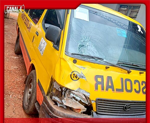 MENOR DE 16 AÑOS MURIÓ TRAS CHOCAR CONTRA UN TRANSPORTE ESCOLAR