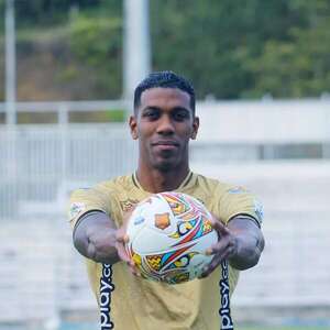 Tacuary llegó a un acuerdo con Berrío - Fútbol - ABC Color