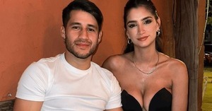 ¡Tremenda dedicatoria! Tito Torres se inspiró para felicitar a Stephanie Ríos - EPA