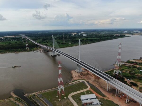 Se ajustan las últimas obras del imponente puente Héroes del Chaco