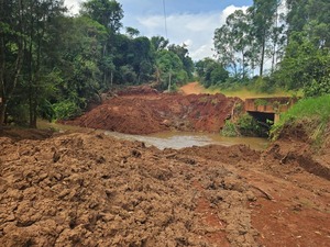 INICIARON OBRAS DEL NUEVO PUENTE ARROYO Y´AKÃ GUAZÚ EN CARLOS A. LÓPEZ - Itapúa Noticias