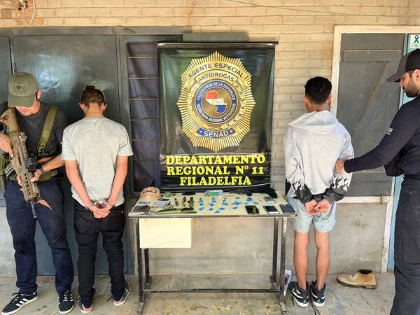 Detienen a dos supuestos microtraficantes en Filadelfia - ADN Digital