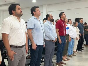 Presidente de la República entrega becas a atletas de Alto Rendimiento