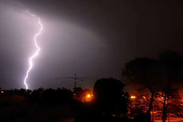 Aviso meteorológico por tormentas alcanza a tres departamentos - Clima - ABC Color
