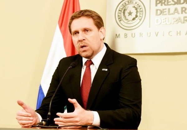 MOPC comprará asfalto más caro para ayudar a nuevo “negocio” de Petropar