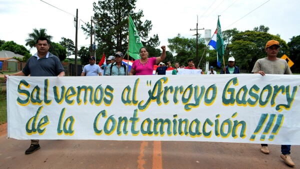 Los pobladores de Paso Yobái exigen poner fin a contaminación de arroyos