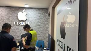 Bandidos roban 20 celulares de alta gama durante violento asalto - La Clave