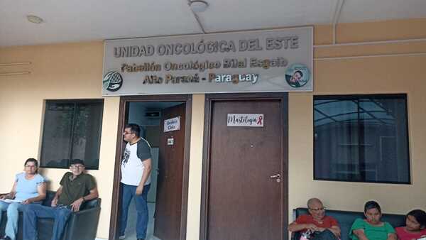 Sin quirófanos, los pacientes con cáncer están condenados a la muerte, afirman - La Clave