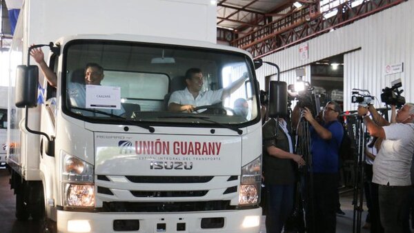 Diputado pasó a HC para que firma vinculada distribuya kits escolares