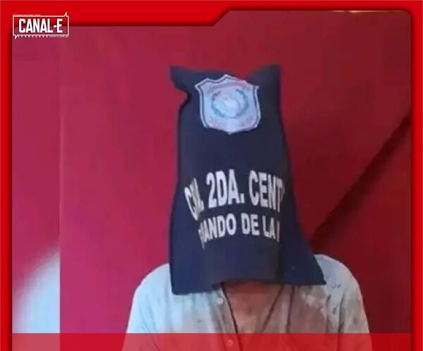 TIRÓ A SU MAMÁ DE 80 AÑOS AL PISO