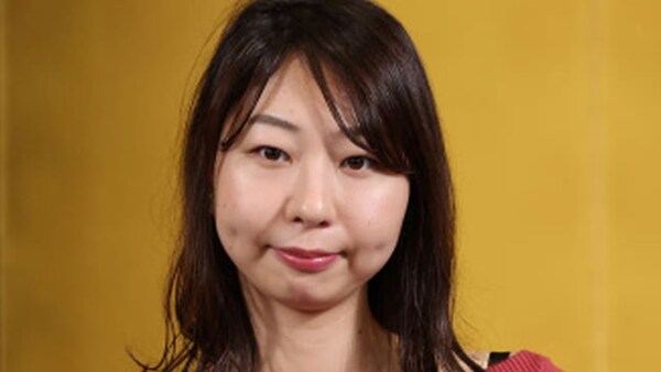 Autora japonesa admitió que ChatGPT escribió parte de la novela con la que ganó un premio importante