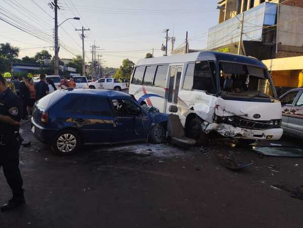 Percance rutero deja un muerto y tres heridos - La Clave