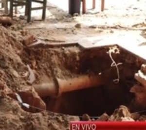 Obras abandonadas en la Escuela Delfín Chamorro - Paraguay.com