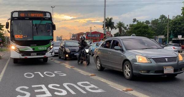 La Nación / Circular por carril para buses se multará con G. 1 millón
