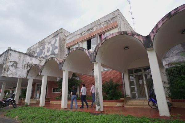 Impulsarán recuperación de edificios de la EBY en Ayolas - .::Agencia IP::.