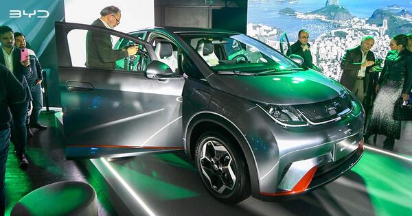 La china BYD invertir谩 14.000 millones de d贸lares en el desarrollo de veh铆culos inteligentes - Revista PLUS