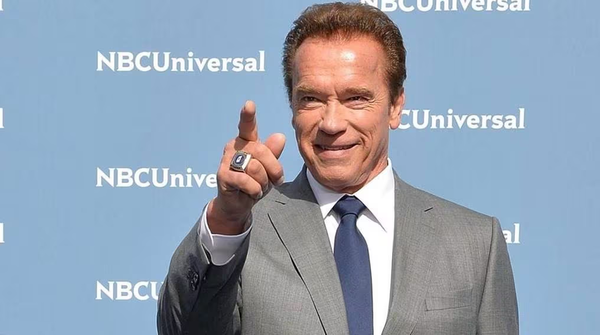Schwarzenegger retenido en el aeropuerto de Múnich por omitir declarar un reloj
