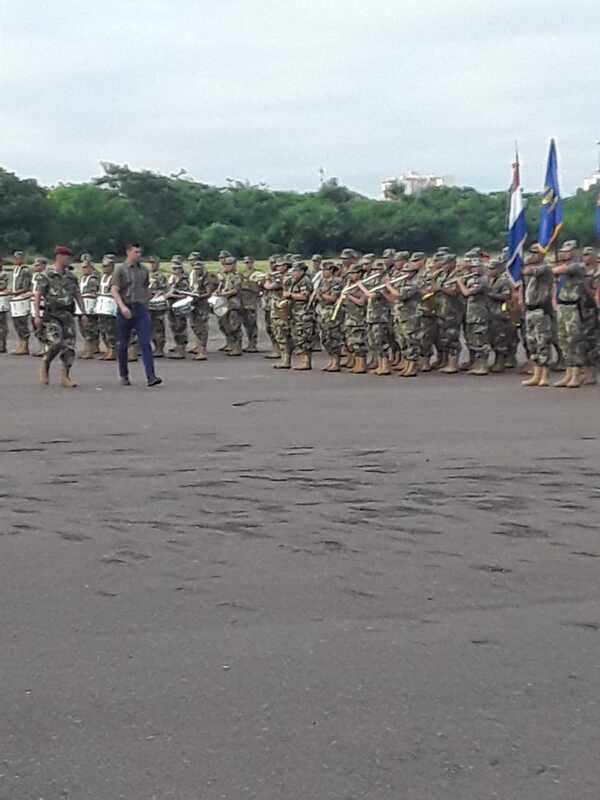 Fuerza Aérea Paraguaya conmemora 44 aniversario de creación del Grupo Aerotáctico