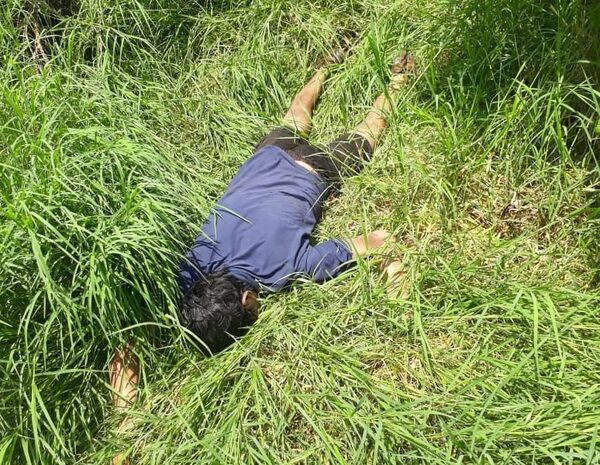 Un reciclador epiléptico cayó y murió al costado de una calle vecinal