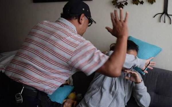 Detienen a un hombre que golpeó a su pobre symi pero Fiscalía lo liberó jey