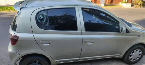[VIDEO] ¿Ha upéi? Balearon un auto que estaba estacionado