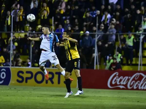 Todo listo para el clásico del domingo - Fútbol - ABC Color
