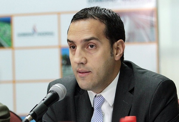Denuncian a 81 municipalidades por irregularidades con merienda escolar - ADN Digital