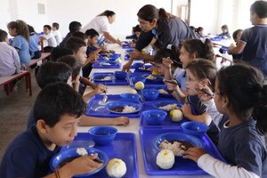 DNCP reportó municipios que no informaron sobre alimentación escolar
