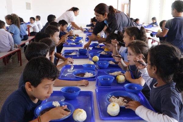 DNCP reportó municipios que no informaron sobre alimentación escolar