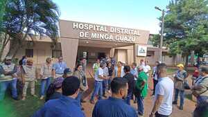 En Minga Guazú buscan eliminar criaderos de mosquitos a través de minga ambiental - La Clave