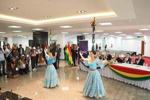 Ministra de Senatur destaca nueva conectividad aérea con Bolivia