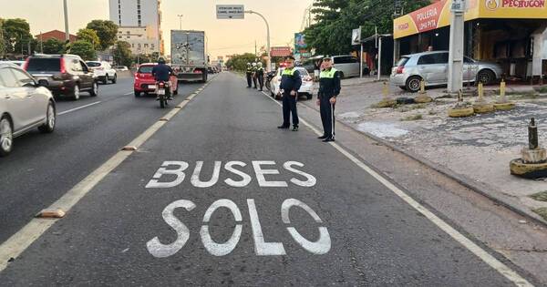 Diario HOY | A quien entre en carril de buses, fuerte mula: la norma ingresa con polémica