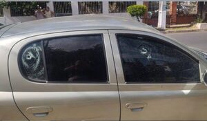 BALEAN AUTO DE UN ABOGADO EN LOMA PYTA