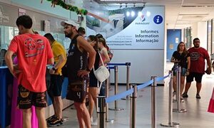 Jefe de Migraciones de CDE no está en su lugar de trabajo y la queja de gente se acentúa