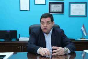 Pedirán juicio a subcontralor por blanqueo a funcionario en favor de Kattya