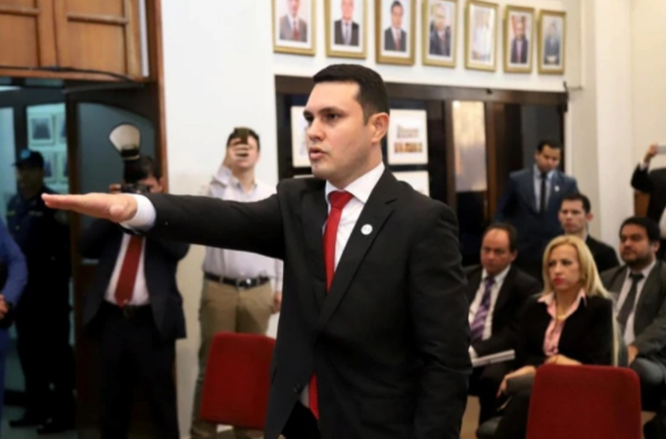 Imputan y solicitan desafuero del Senador Hernán Rivas - PDS RADIO Y TV