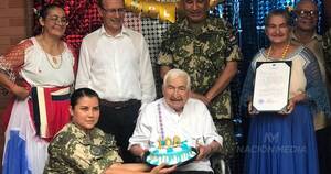 La Nación / Excombatiente recibe homenaje al cumplir 108 años