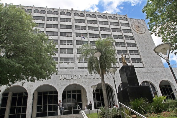 Ratifican hechos "notorios" que justifican pedido de suspensión de matrícula a Rivas - Megacadena - Diario Digital