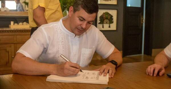 Diario HOY | Ejecutivo reglamenta el Presupuesto 2024 y habla de un año clave