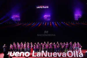 Versus / En una noche de gala, Cerro Porteño presentó la nueva identidad de su estadio y su "piel" del 2024
