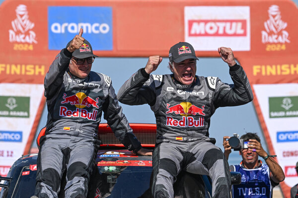 Versus / Carlos Sainz, el eterno maestro español de los rallies sigue agrandando su legado