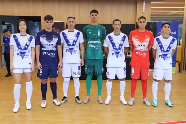 Versus / La ‘V Azulada’ con renovado equipo y nuevo sponsor