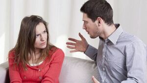 “Con mi pareja vivo como en una cárcel”