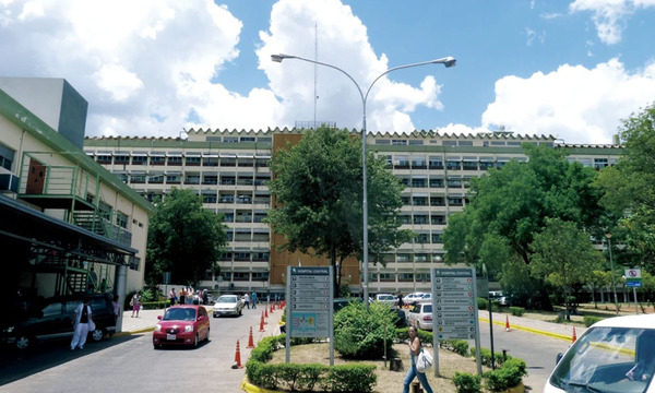 Se espera más de medio año para cita de endoscopía en el IPS