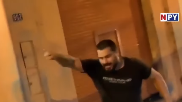 Violencia y furia sobre calle Colón: Conductor golpea a chofer de colectivo
