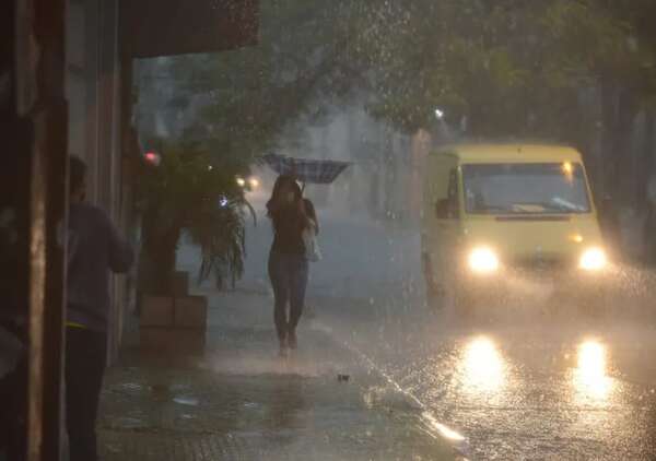 Los siete departamentos donde se esperan tormentas en la tarde de este viernes - Clima - ABC Color